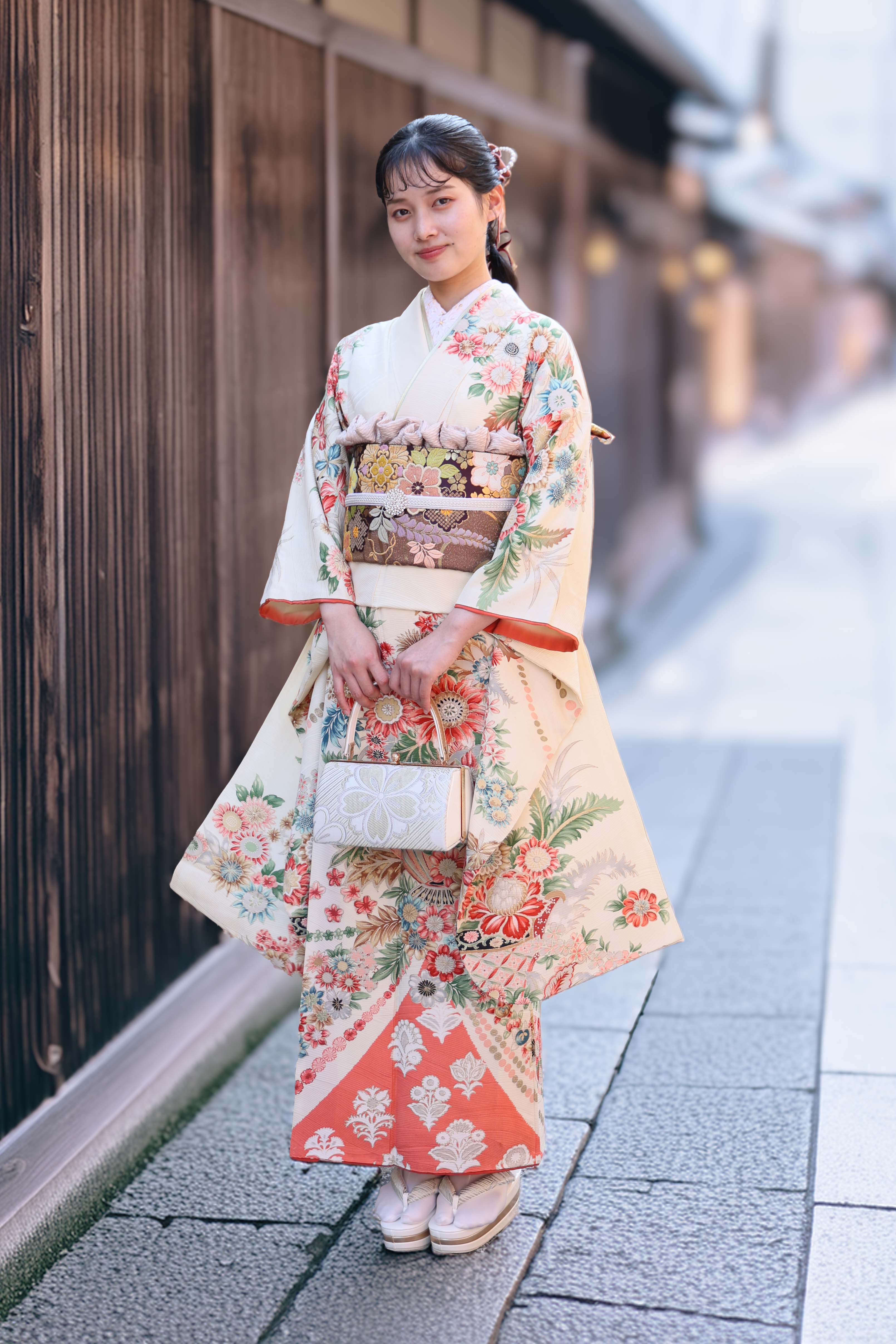 京都の成人式振袖・卒業式袴レンタル シュハリスキョウト