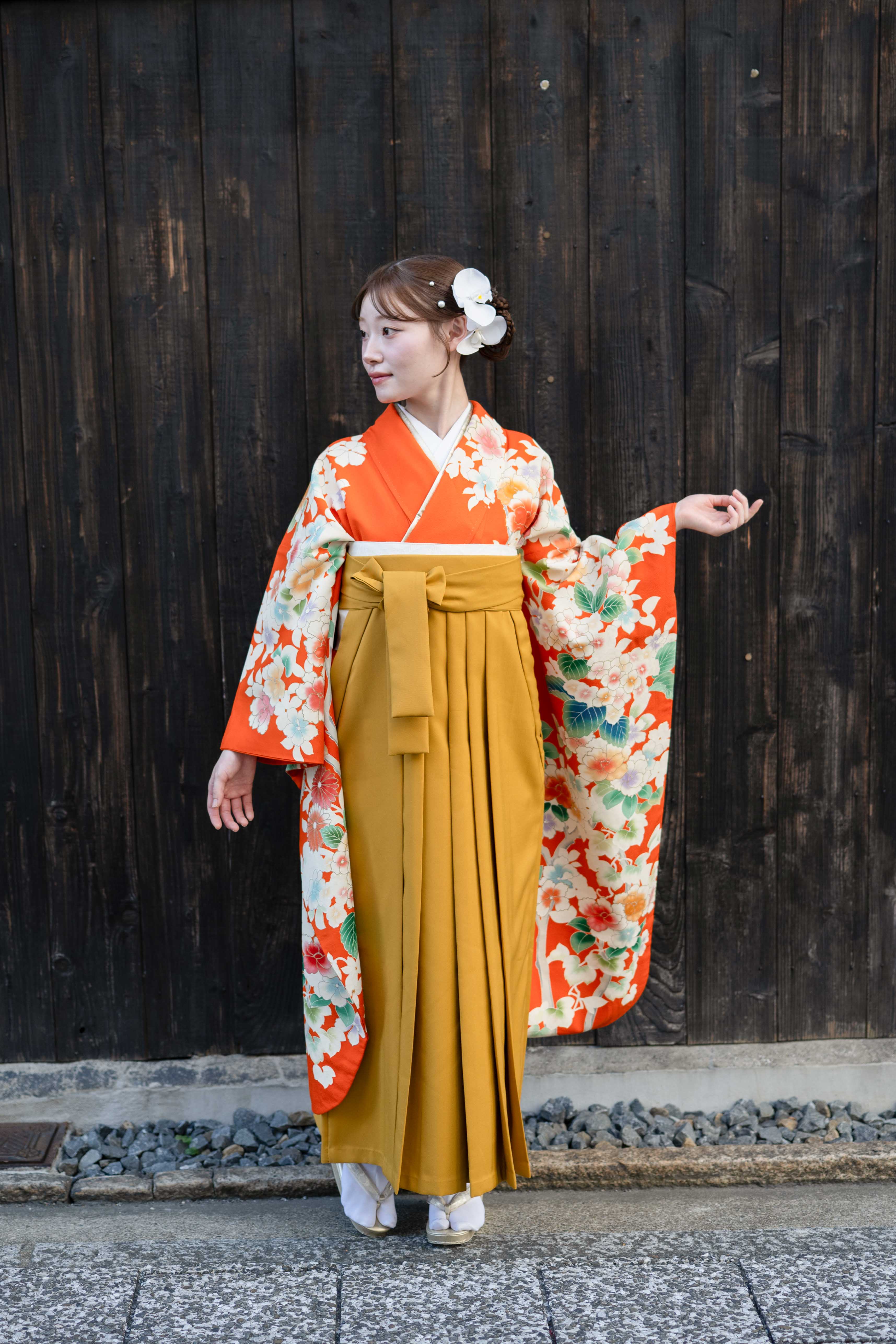21.OB-Mustard<br><font size ="1">※写真は組み合わせイメージです。レンタル内容は袴のみとなり、モデル着用の着物・帯・小物などは含まれません。</font>