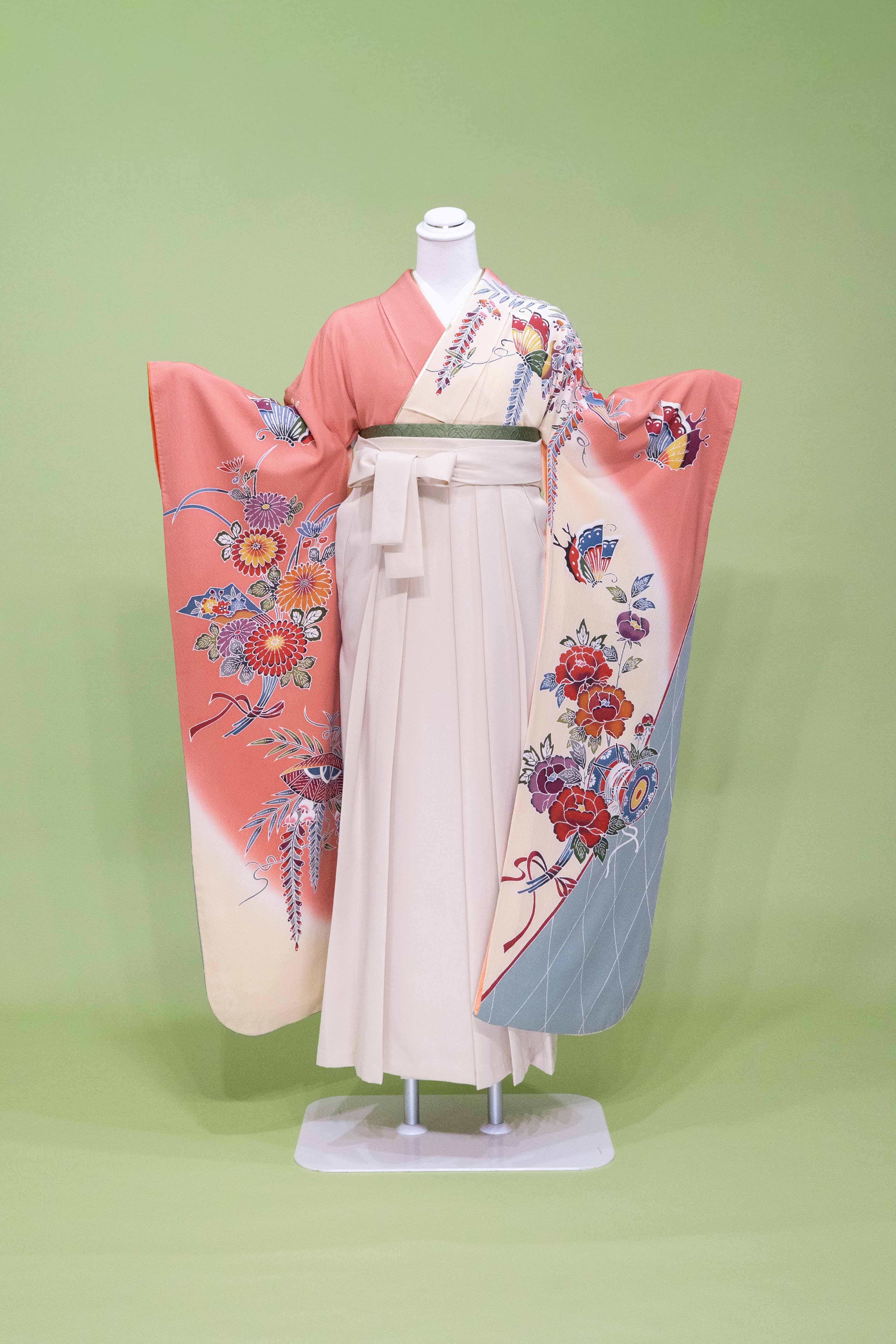 多色系｜京都の成人式振袖・卒業式袴レンタル シュハリスキョウト