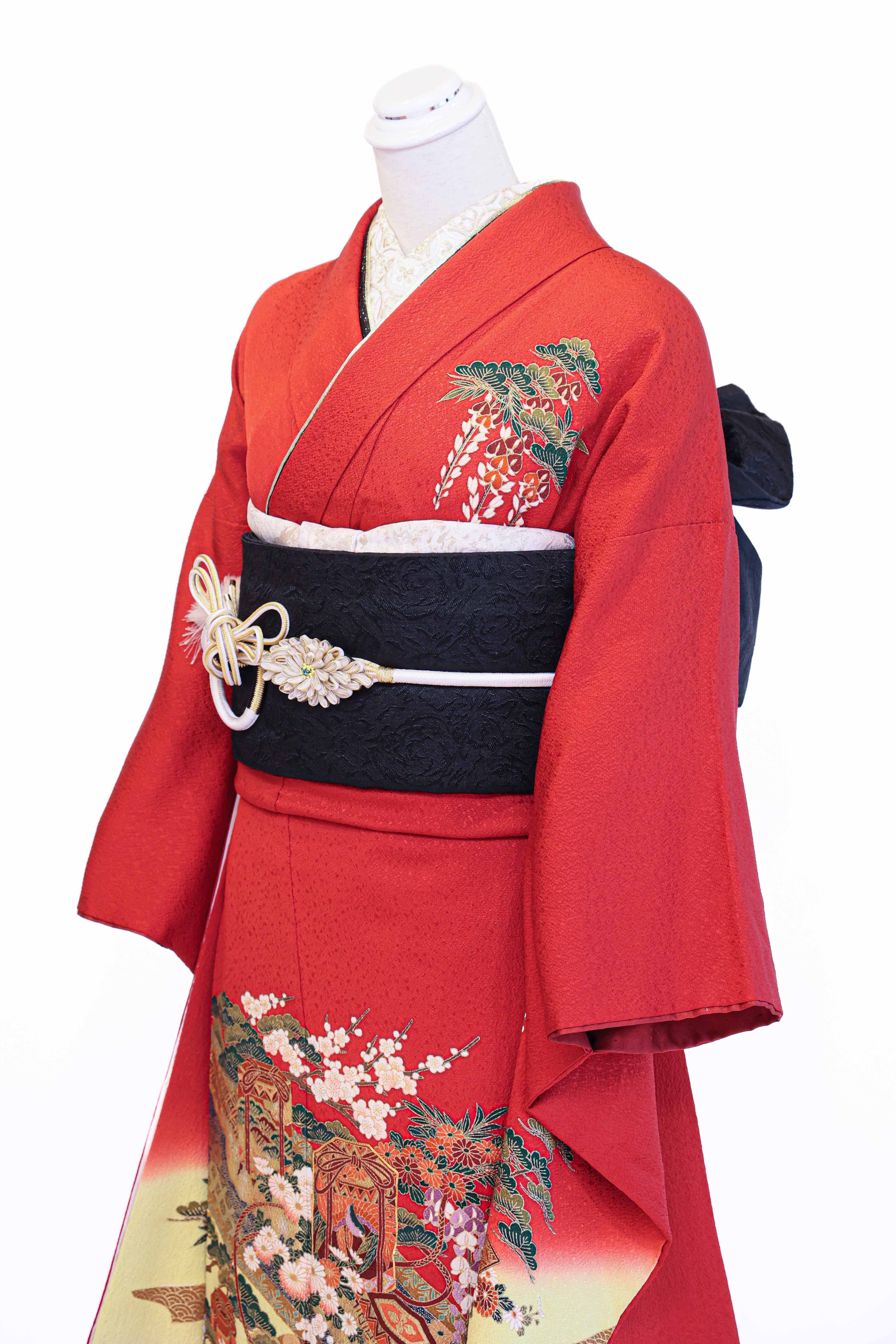 紅の八塩に吉祥文様｜京都の成人式振袖・卒業式袴レンタル シュ