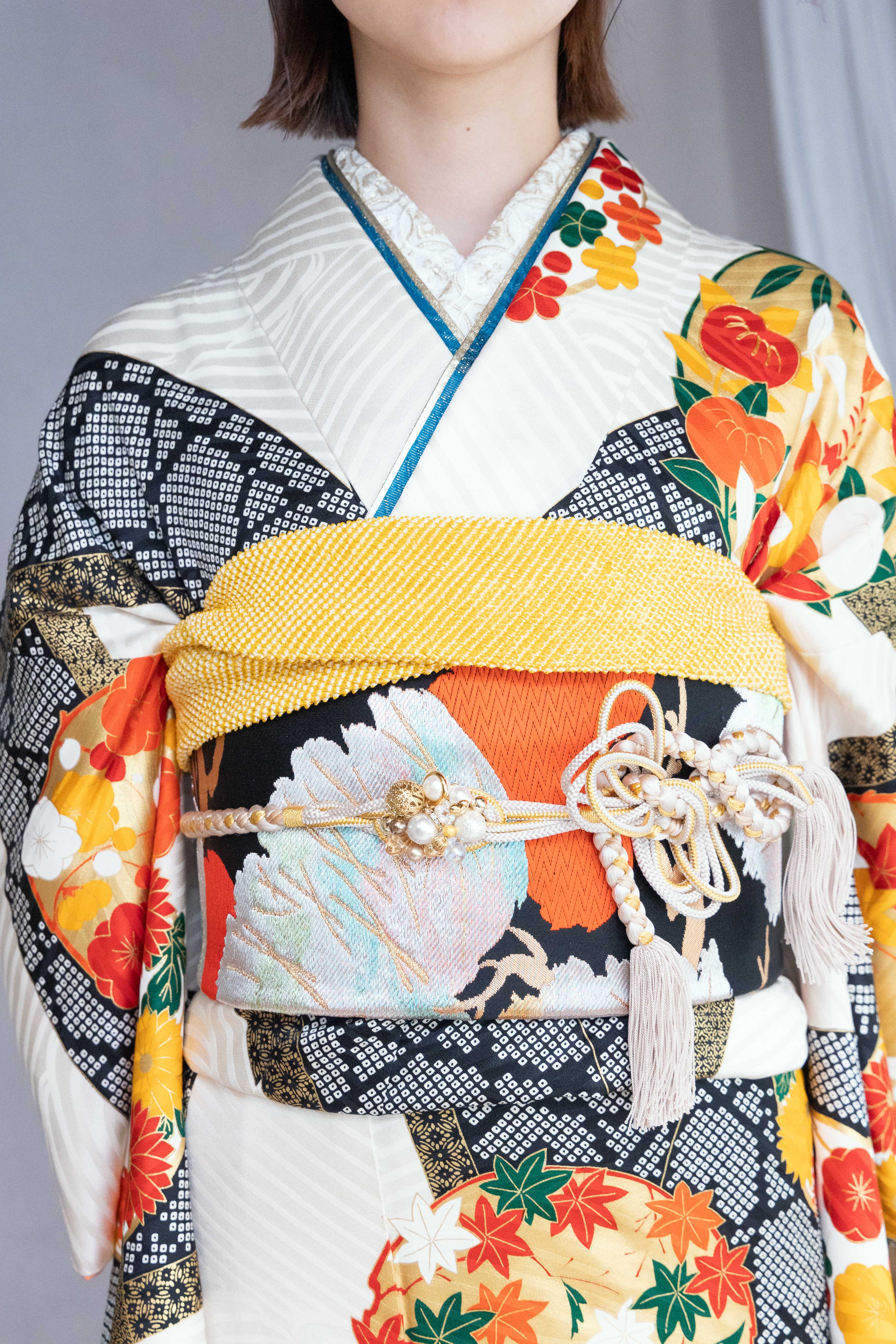 四季と黒鹿の子｜京都の成人式振袖・卒業式袴レンタル シュハリスキョウト