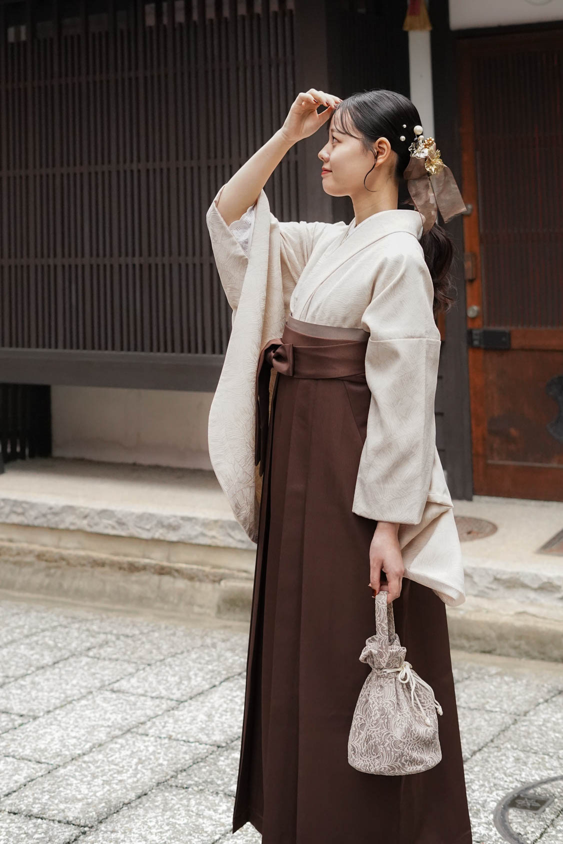 3.KJ-Chocolate<br><font size ="1">※写真は組み合わせイメージです。レンタル内容は袴のみとなり、モデル着用の着物・帯・小物などは含まれません。</font>